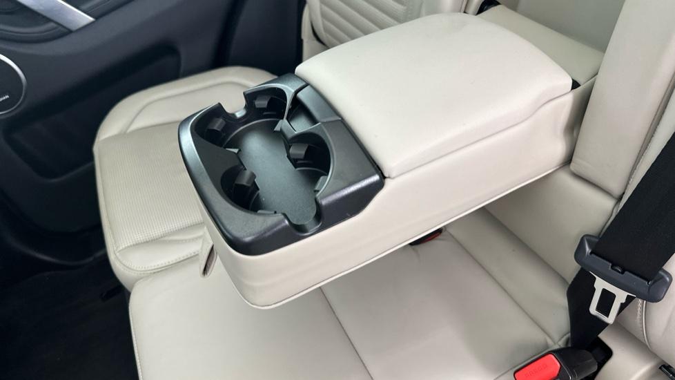 Rear Armrest/ Cup Holder