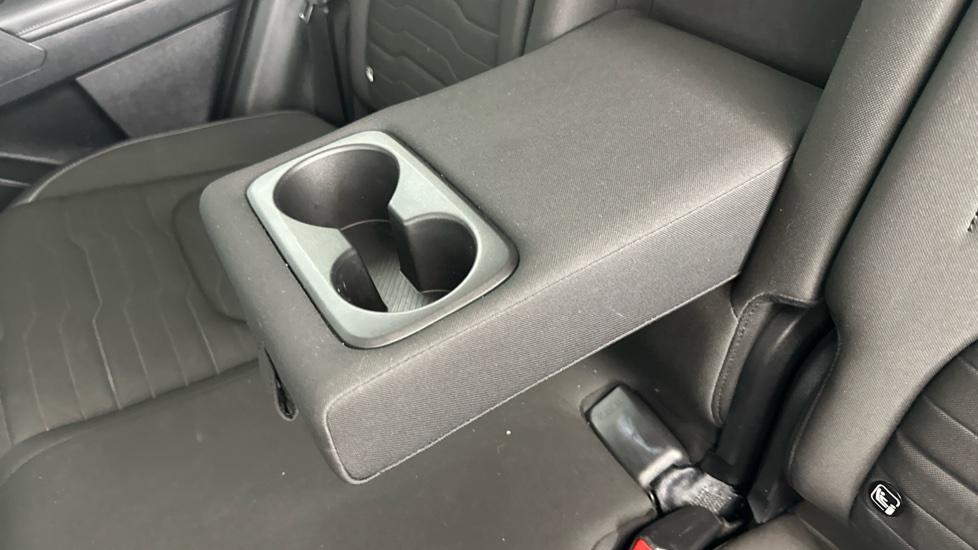 Rear Armrest/ Cup Holder