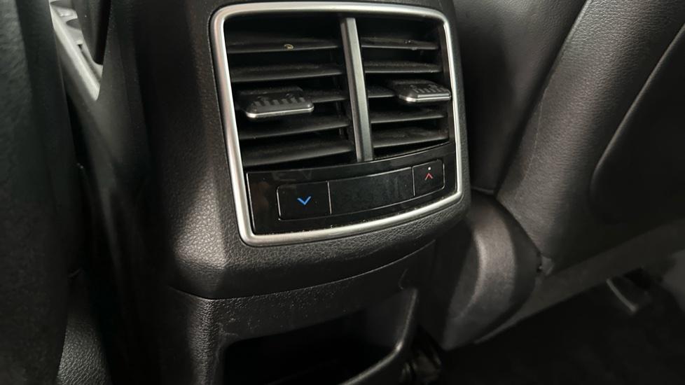 Rear Climate Control