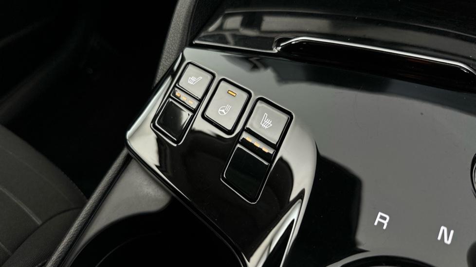 Heated Seats / Steering Wheel