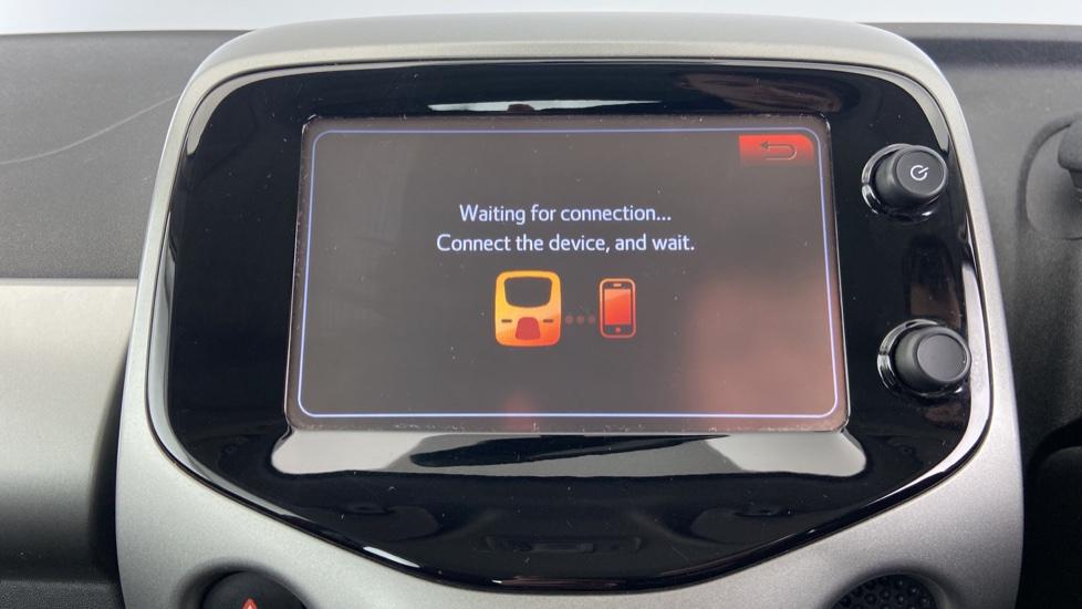 Used 2014 RED Citroën C1 1.0 VTi Feel 3dr, 36,408 miles cinch