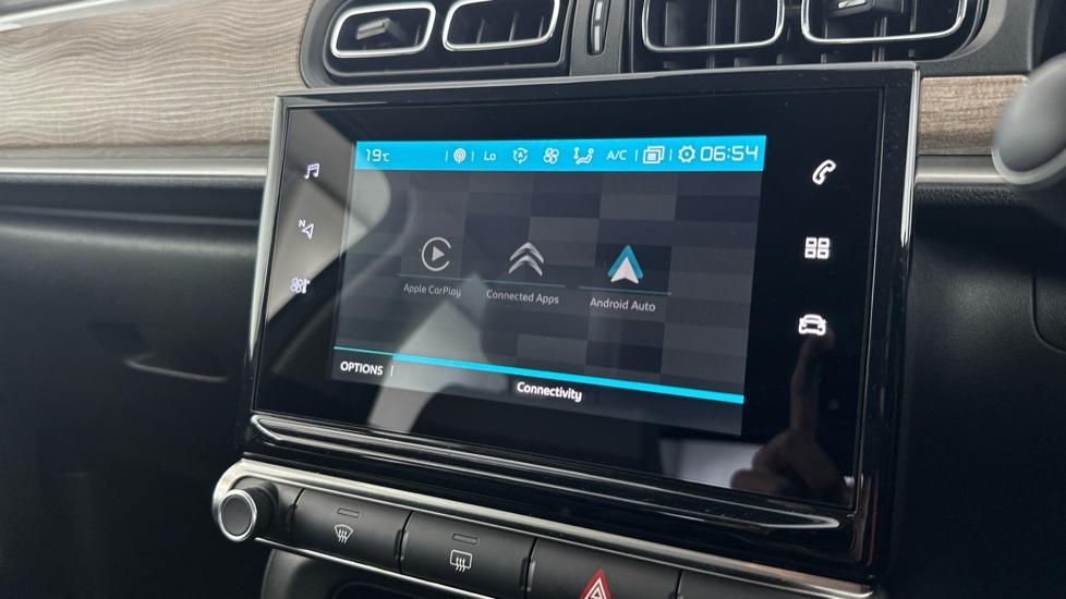 Apple Carplay / Android Auto