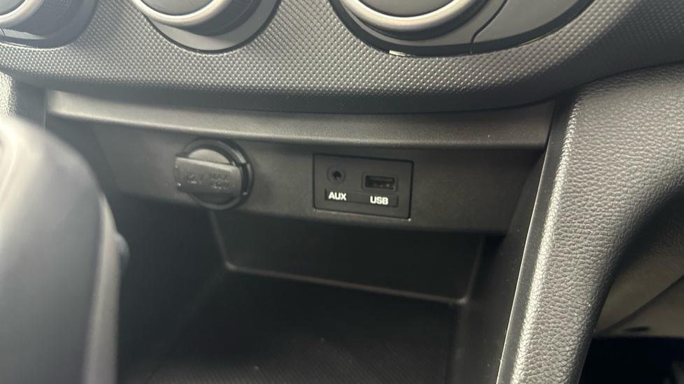 USB/Aux Connectivity 