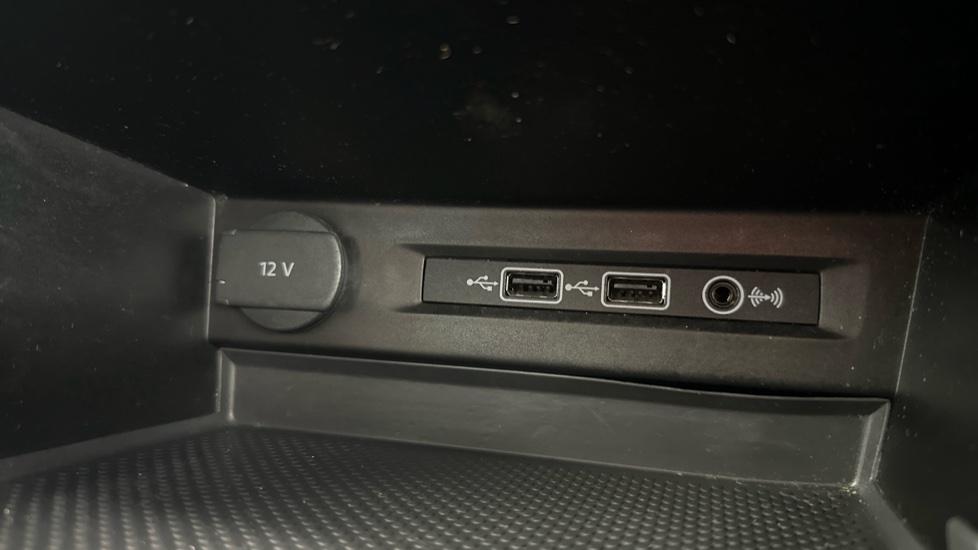 USB / AUX