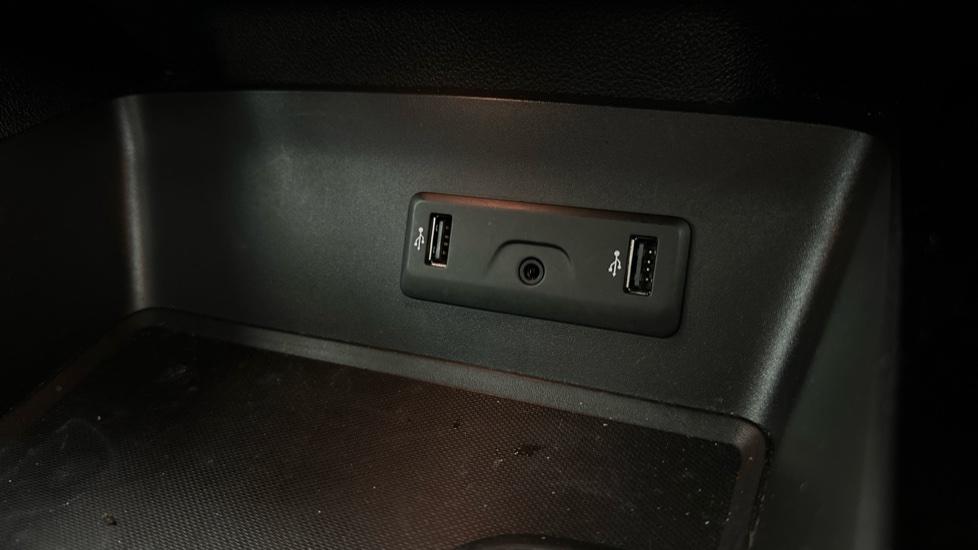 USB / AUX