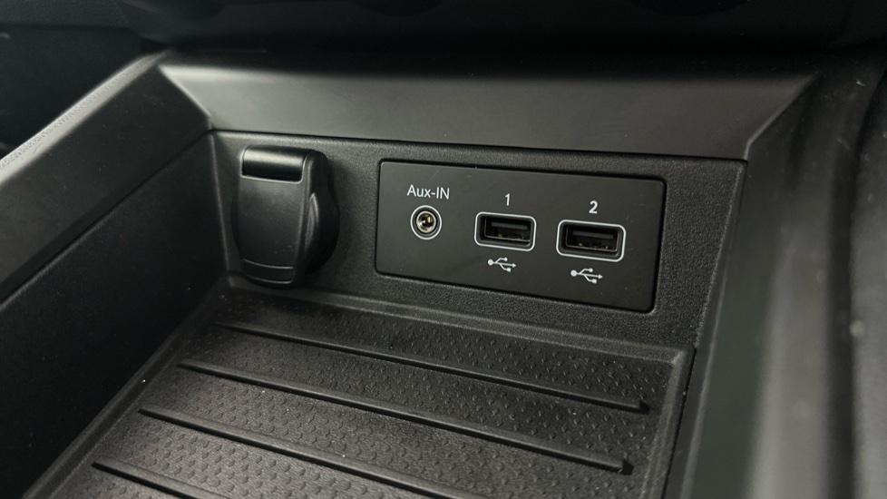 USB / AUX