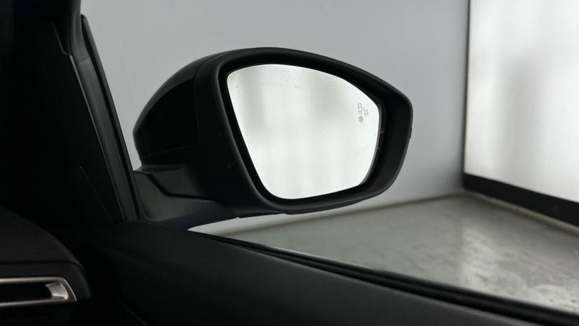 Blind Spot Monitoring System 