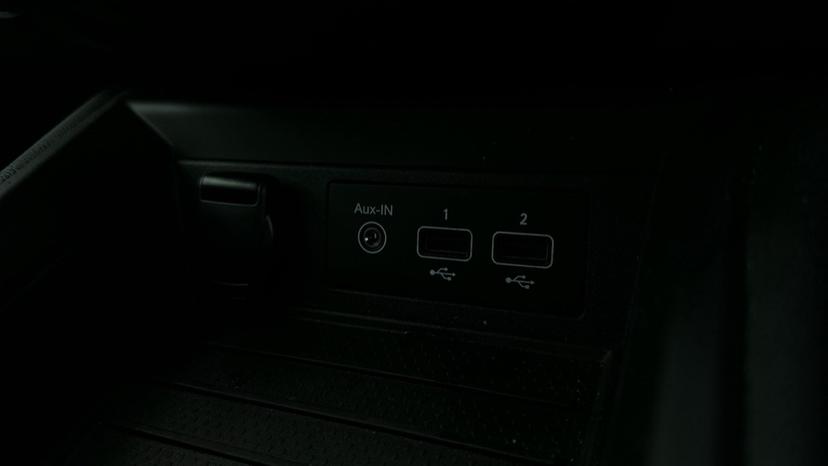 USB / AUX