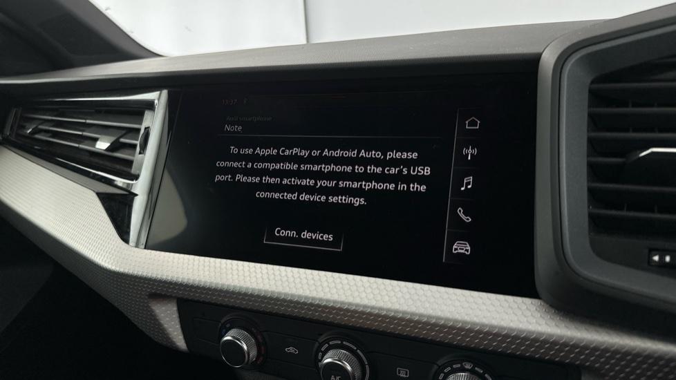 Apple Carplay / Android Auto