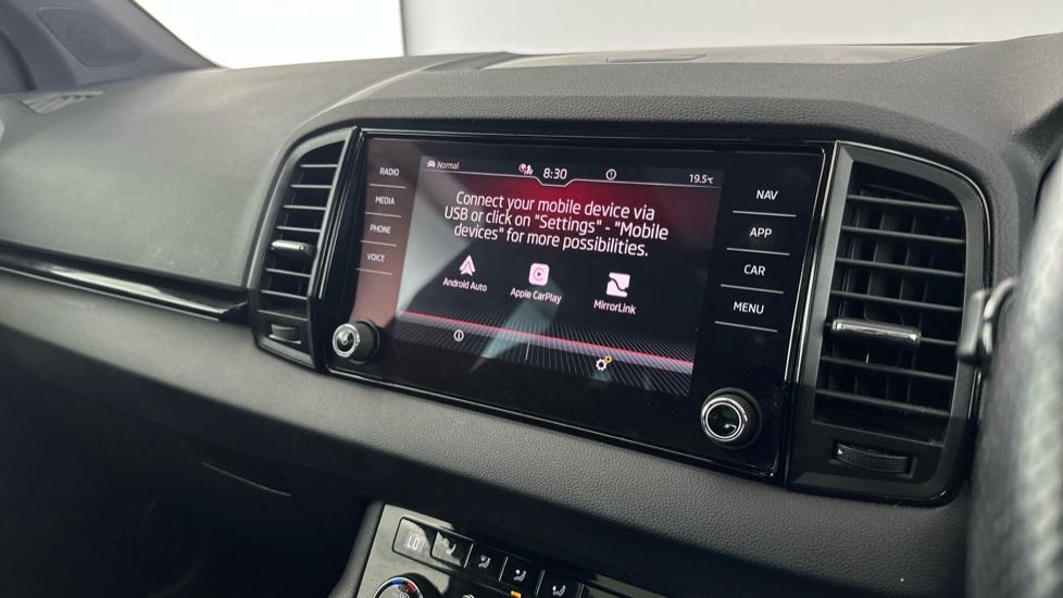 Apple Car Play & Android Auto