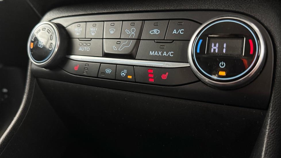 Heated Seats / Steering Wheel