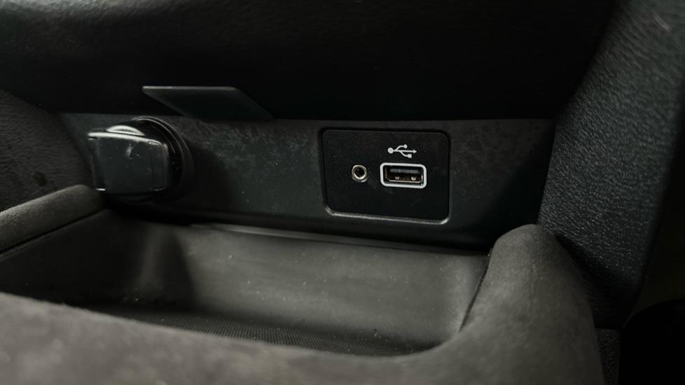 USB / AUX