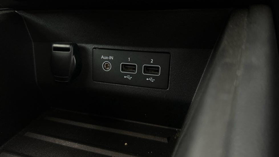 USB / AUX