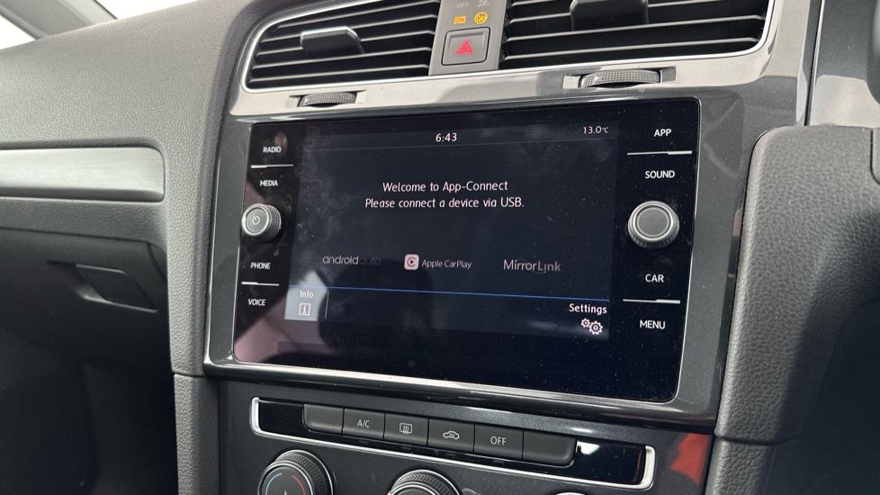 Apple Carplay / Android Auto