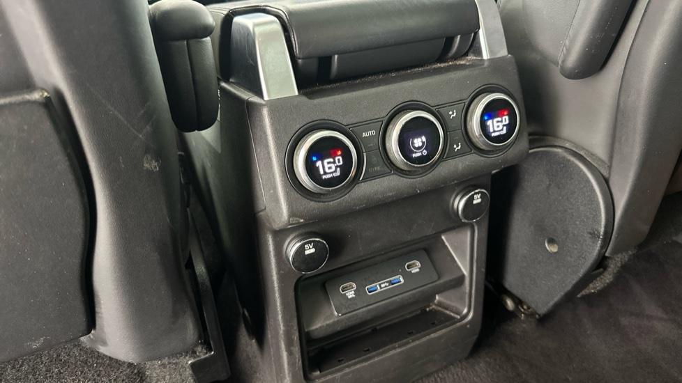 Duel Climate Control and heated Seats