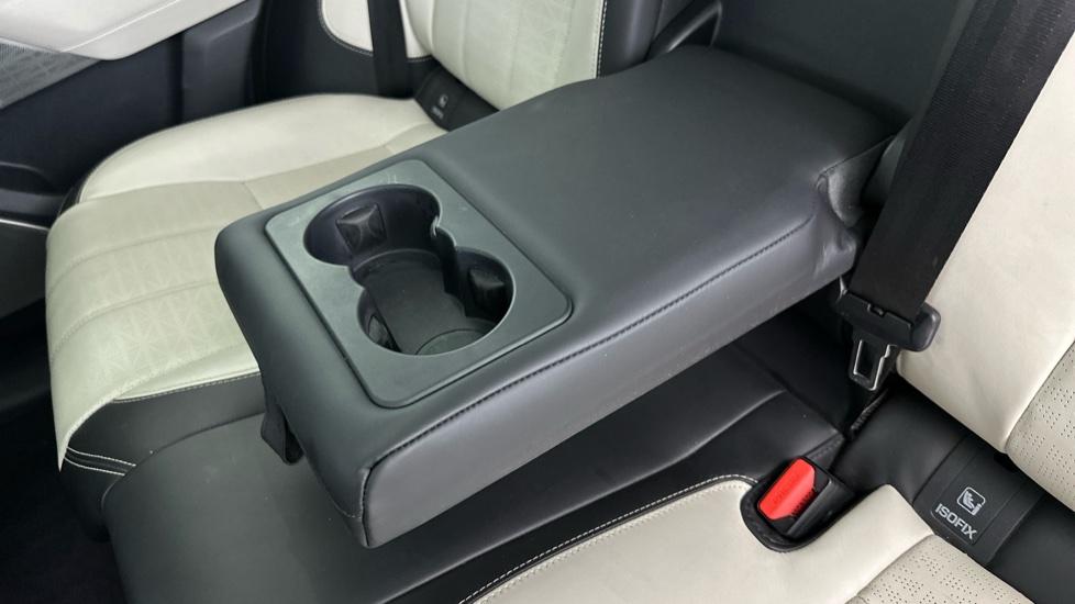 Rear Armrest/ Cup Holder