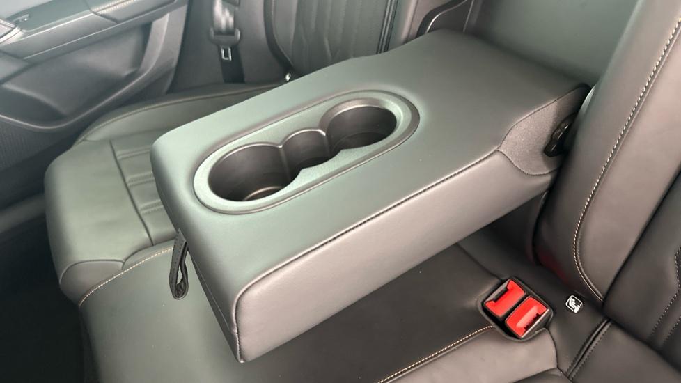 Rear Armrest/ Cup Holder