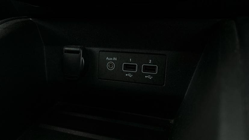 USB / AUX 