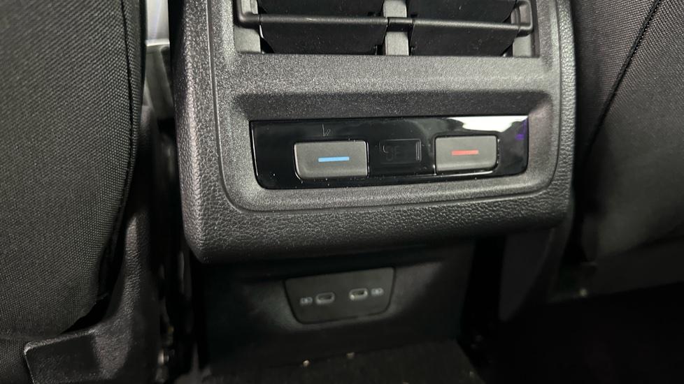 Rear Climate Control