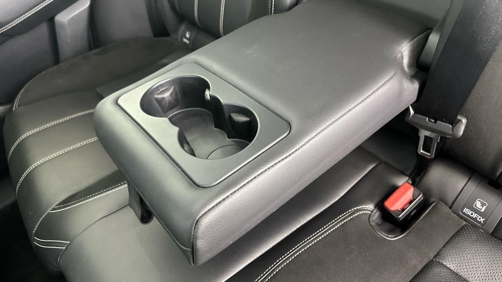 Rear Armrest/ Cup Holder