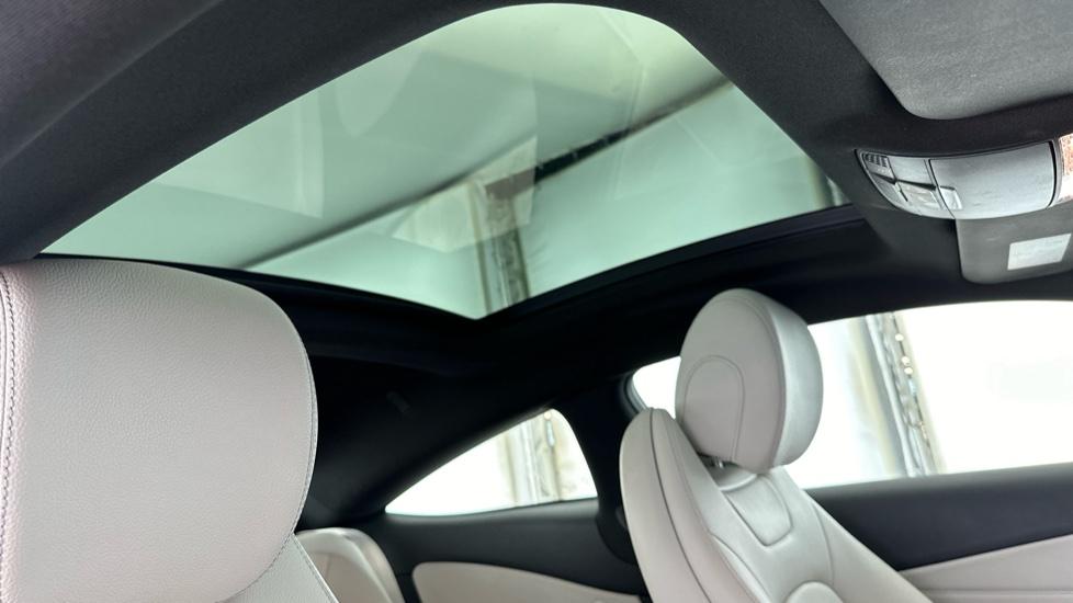 Panoramic Roof