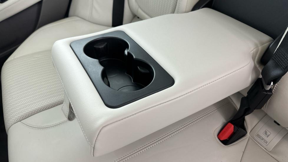 Rear Armrest/ Cup Holder