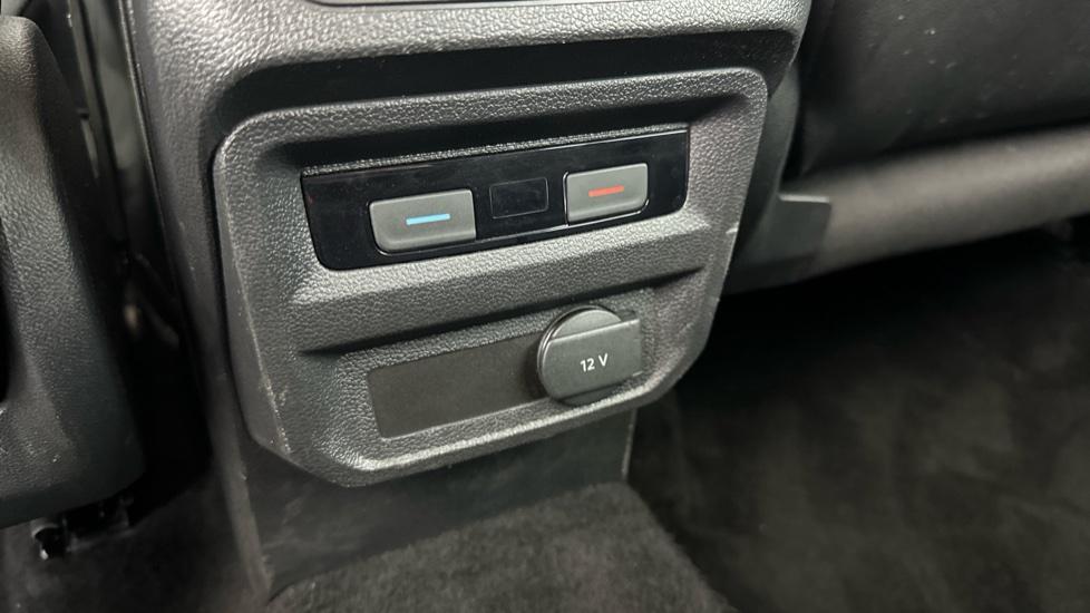 Rear Climate Control