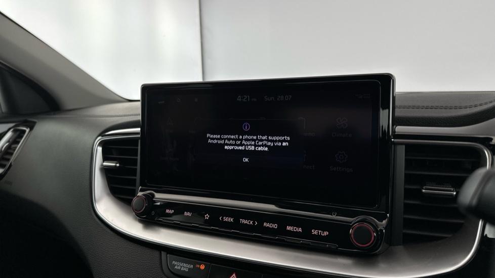 Apple Carplay / Android Auto