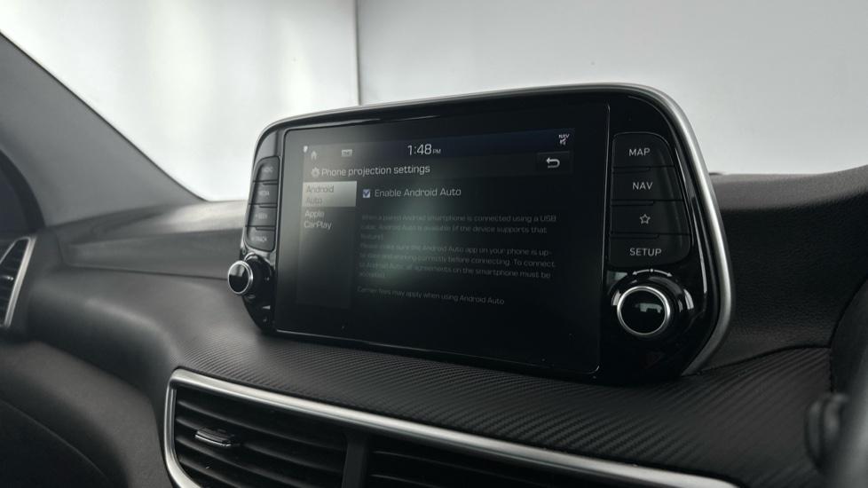 Apple Carplay / Android Auto