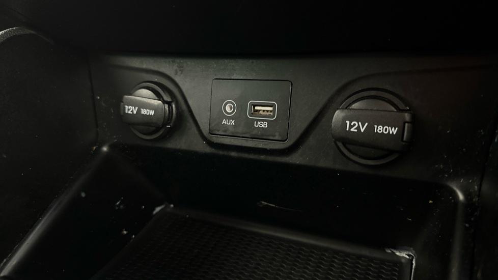 USB / AUX