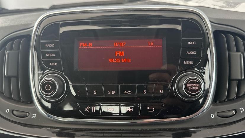 FM Radio 