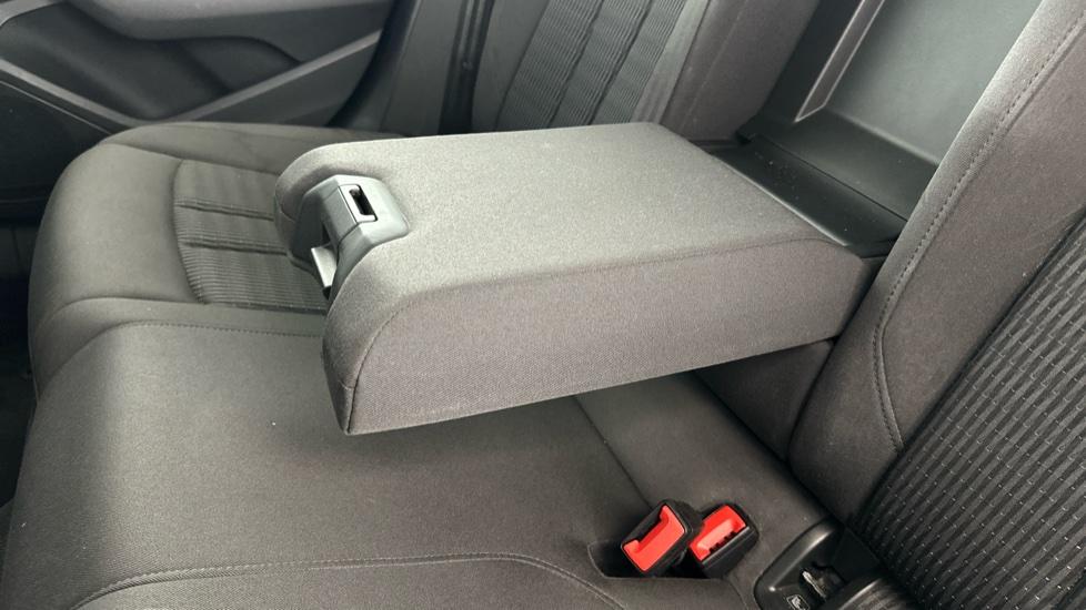 Rear Armrest 