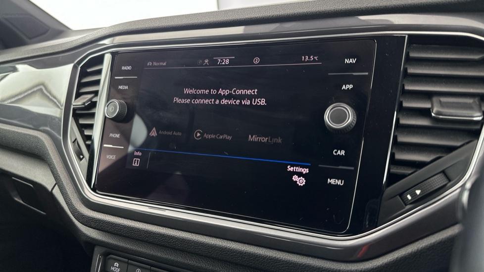 Apple Carplay / Android Auto