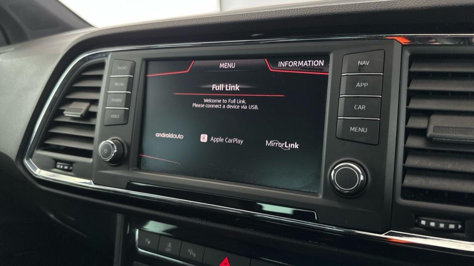 Apple Carplay / Android Auto