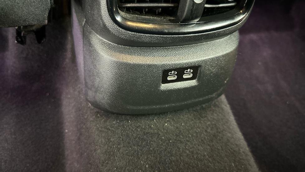 Rear USB Connection