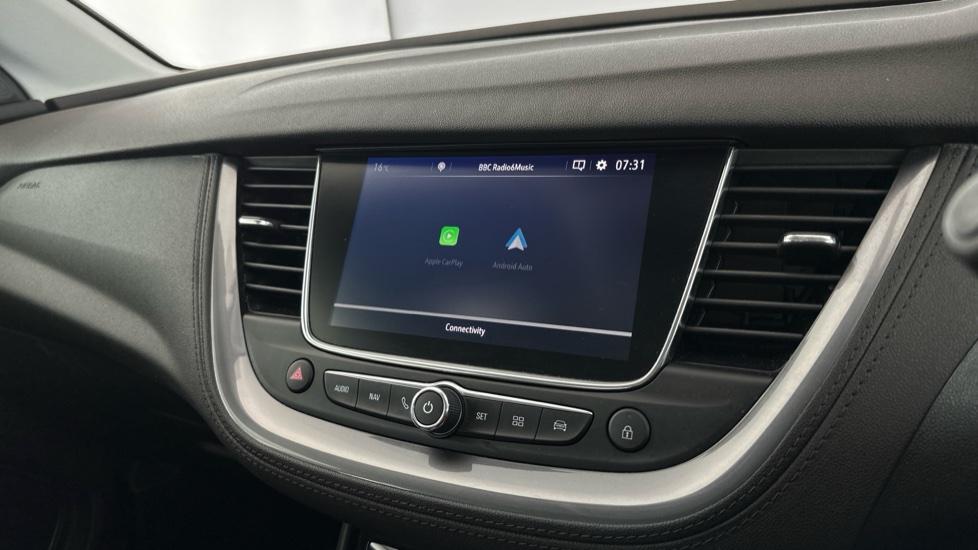 Apple Carplay / Android Auto