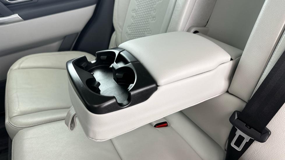 Rear Armrest/ Cup Holder