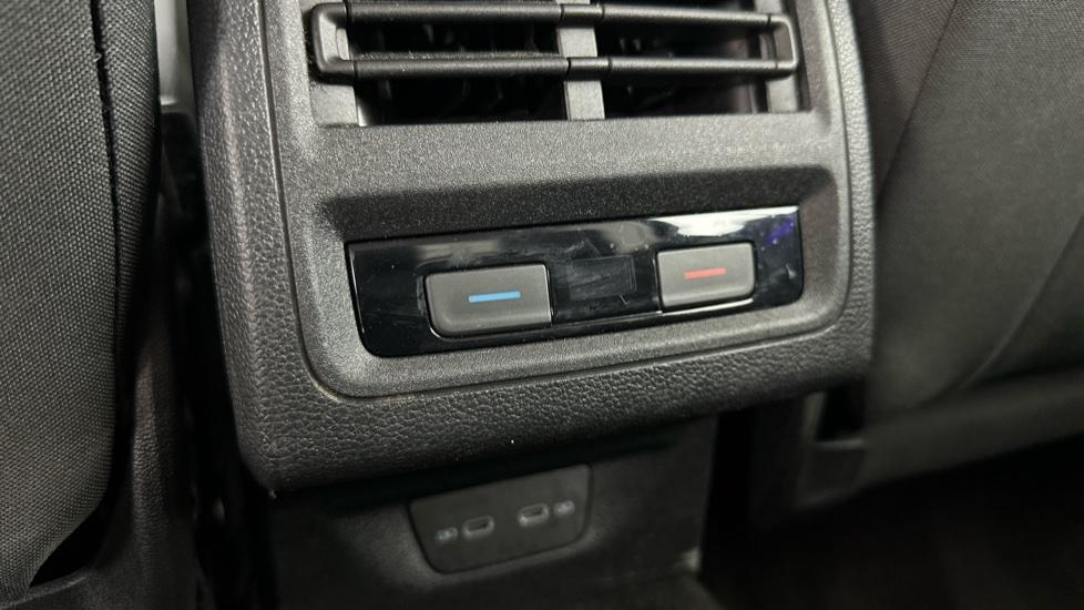 Rear Climate Control