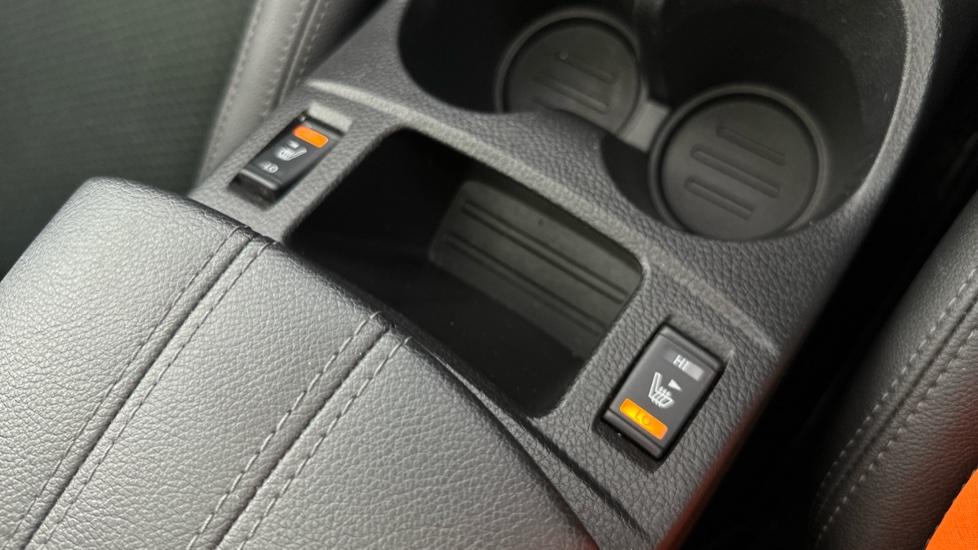 Heated / Cooling Seats