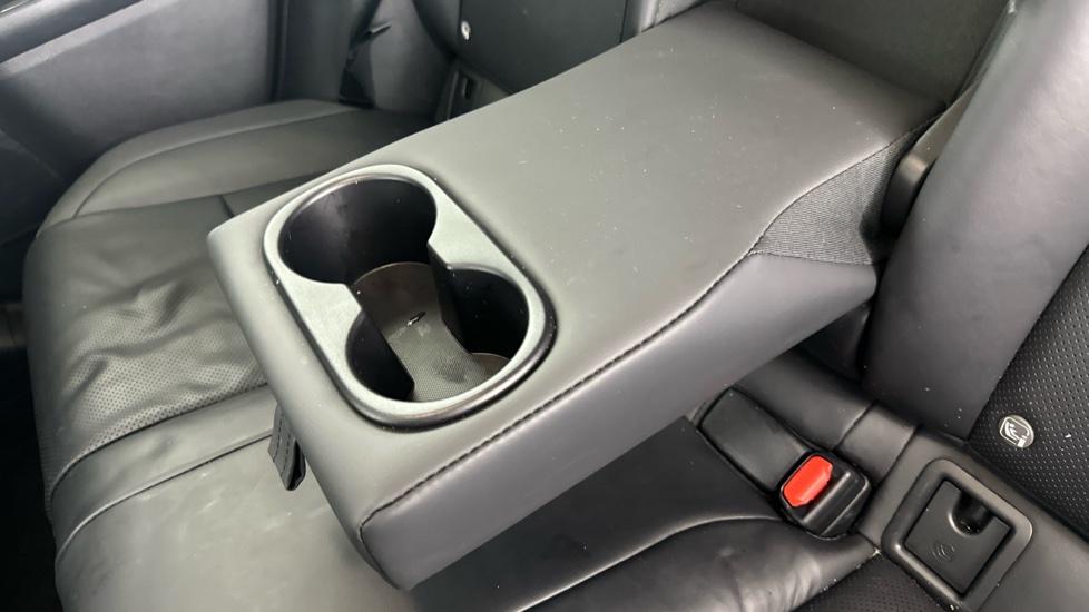 Rear Armrest/ Cup Holder