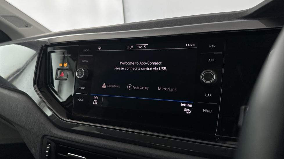 Apple Carplay / Android Auto