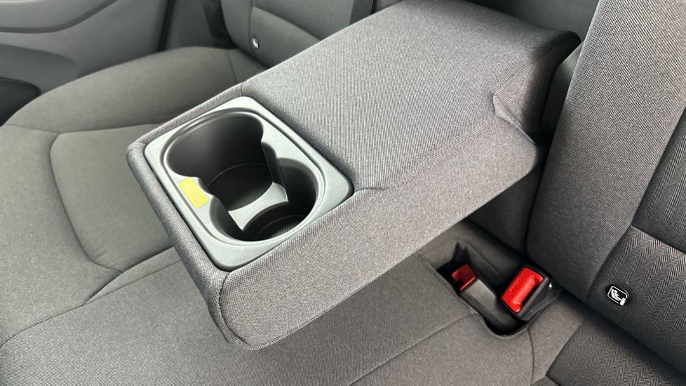 Rear Armrest/ Cup Holder