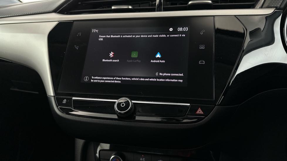 Bluetooth / Apple Carplay / Android Auto