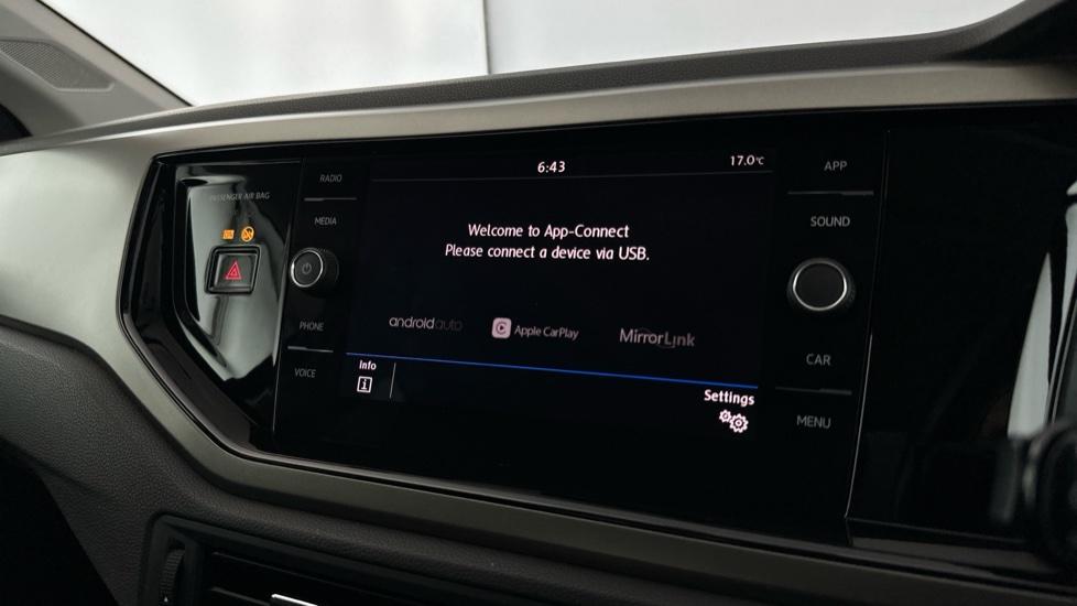 Apple Carplay / Android Auto