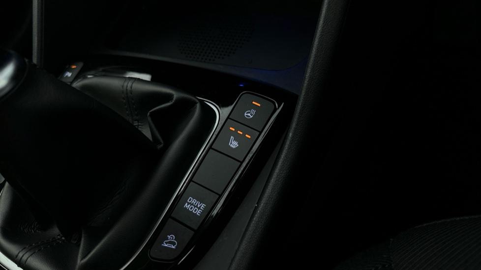 Heated Seats / Steering Wheel