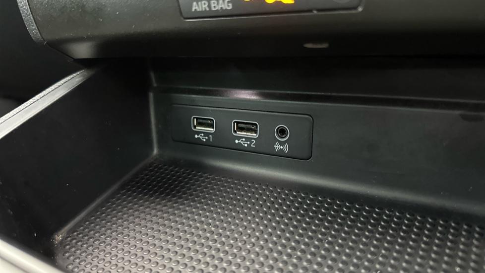 USB / AUX