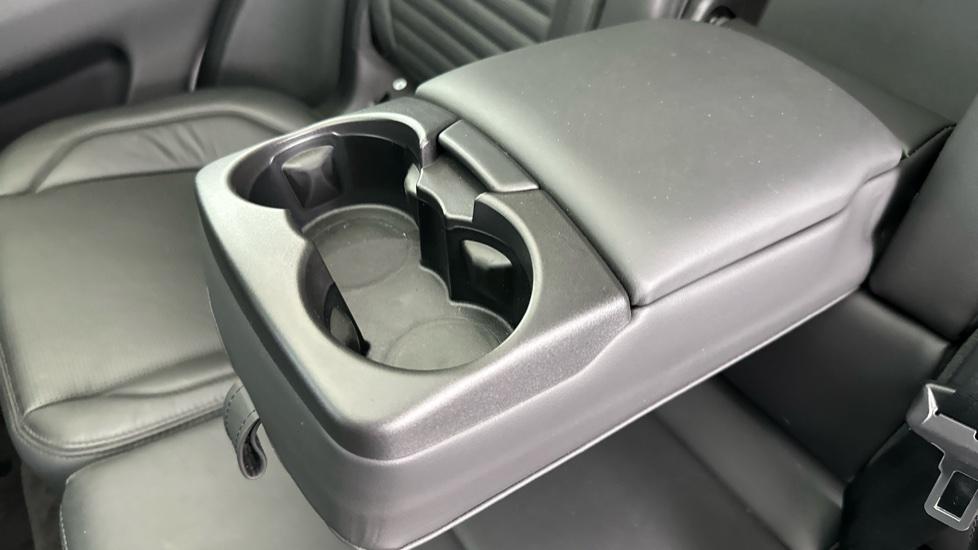 Rear Armrest/ Cup Holder