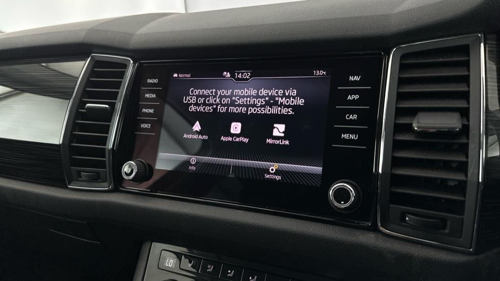 Apple Carplay / Android Auto