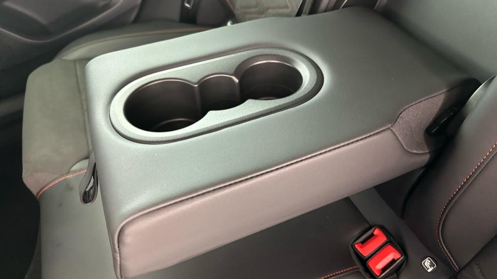 Rear Armrest/ Cup Holder