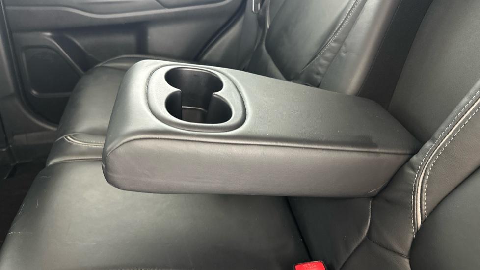 Rear Armrest/ Cup Holder